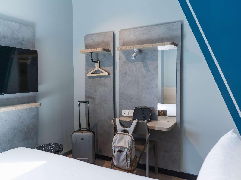 Ibis Budget Madrid Albasanz image