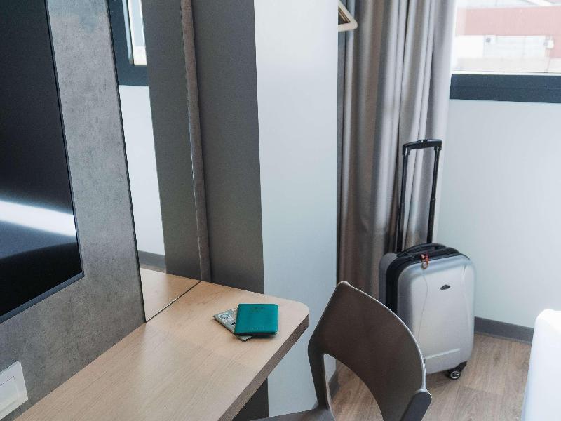 Ibis Budget Madrid Albasanz image