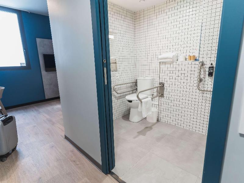 Ibis Budget Madrid Albasanz image