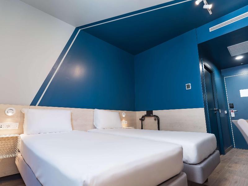 Ibis Budget Madrid Albasanz image
