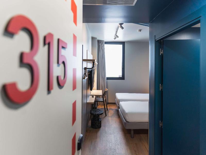 Ibis Budget Madrid Albasanz image