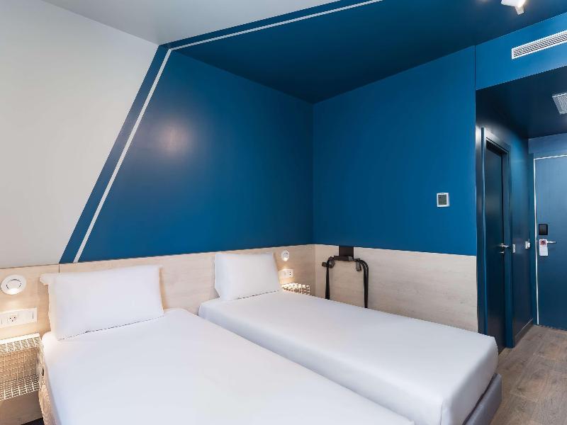 Ibis Budget Madrid Albasanz image
