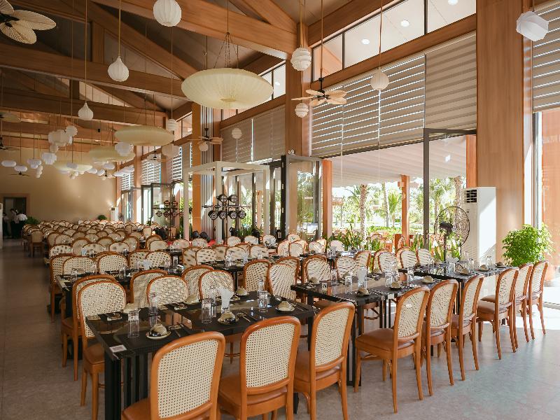 Carabeach Retreat image