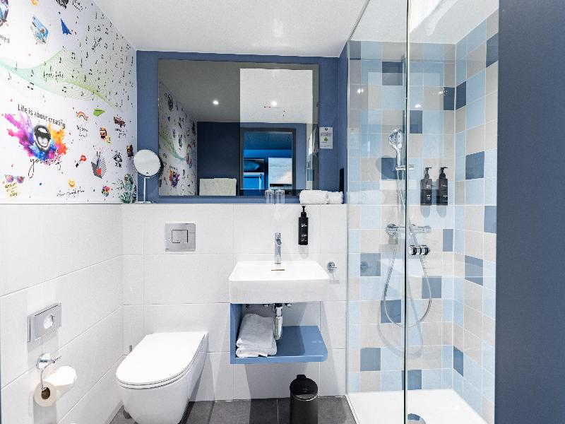 Holiday Inn - The niu, Quay Hamburg Harburg by IHG image