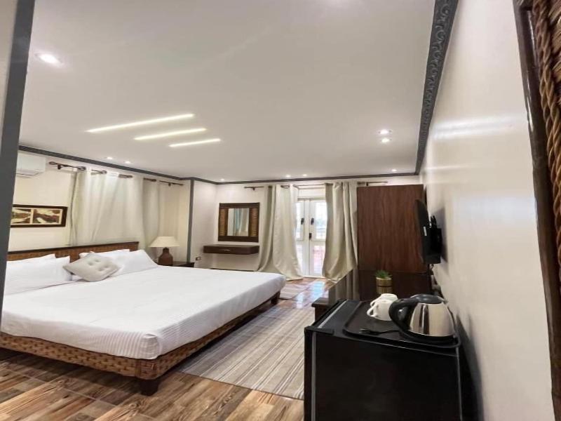 Foola Pyramids Inn Hotel image