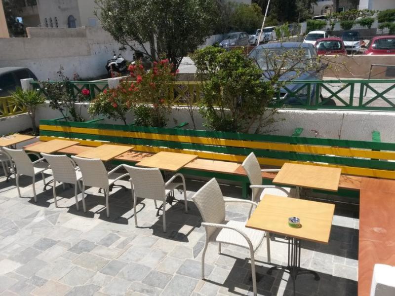 Fira Backpackers Place image