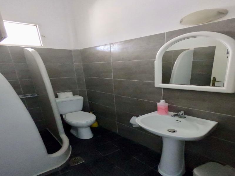 Fira Backpackers Place image