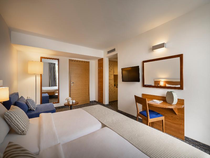 Valamar Sanfior Hotel & Casa image