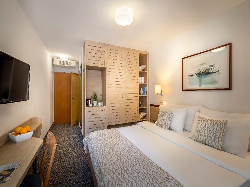 Valamar Sanfior Hotel & Casa image