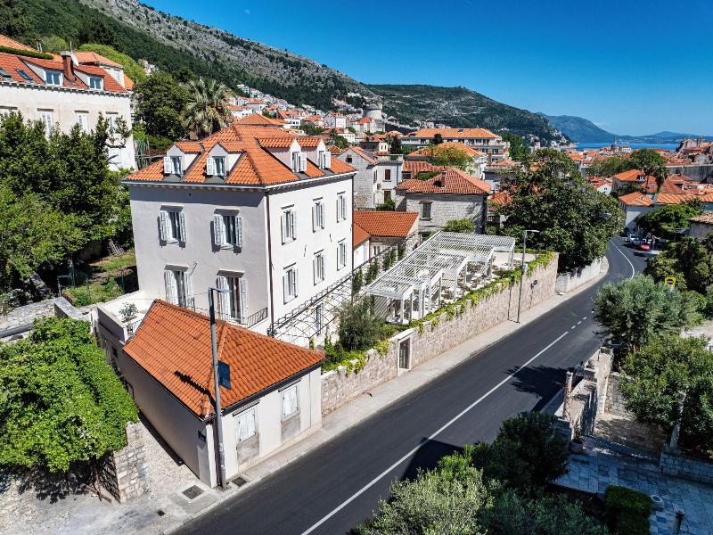 Heritage Hotel Lucia image