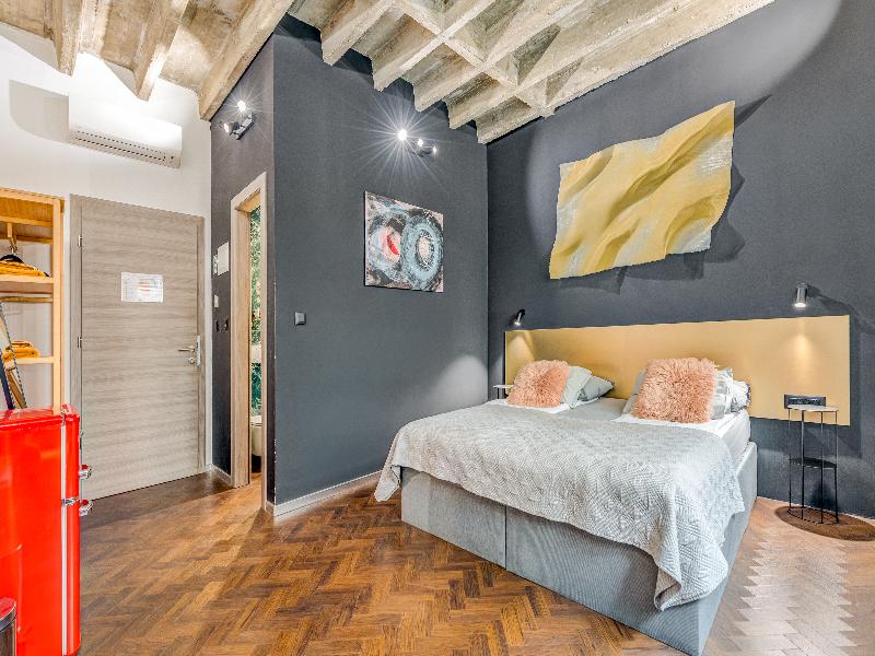 Booza69 Luxury Rooms image