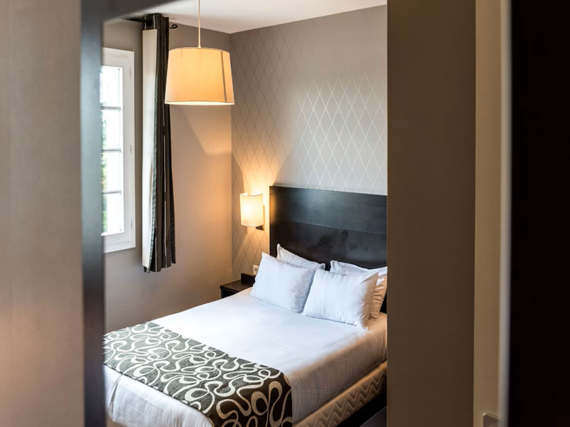 Hôtel Des Châteaux image