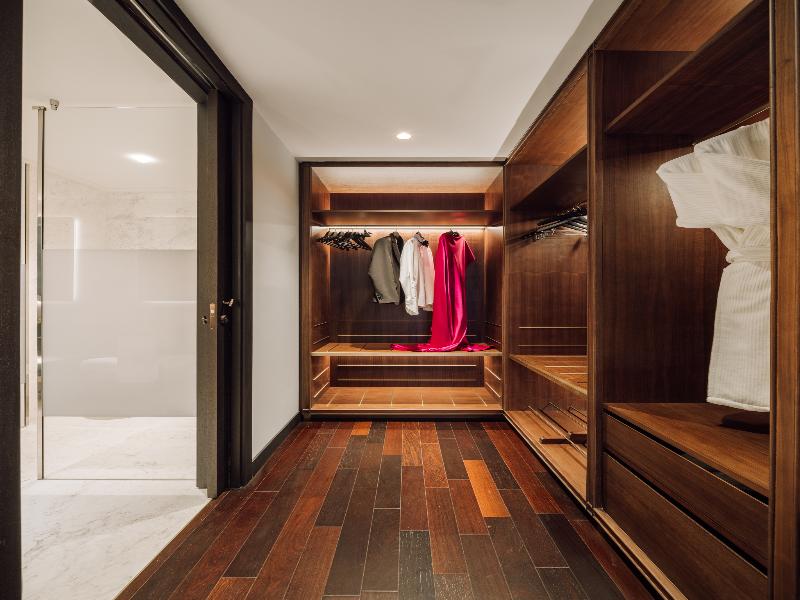 Mythic Sana Downtown Suites image