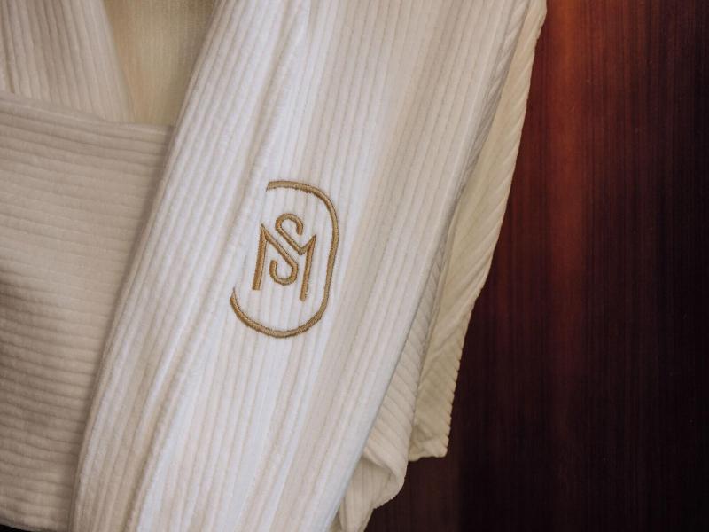 Mythic Sana Downtown Suites image