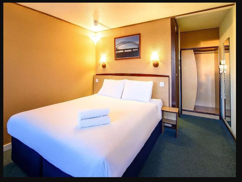 The Reston Hotel Washington image