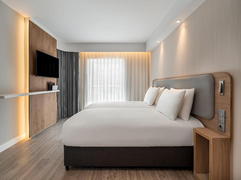 Holiday Inn Express & Suites Portimao by IHG image
