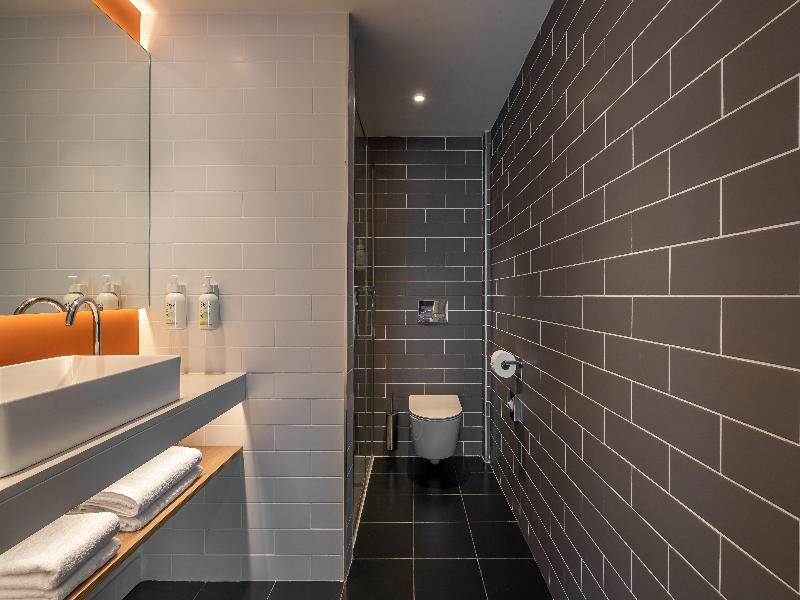 Holiday Inn Express & Suites Portimao by IHG image