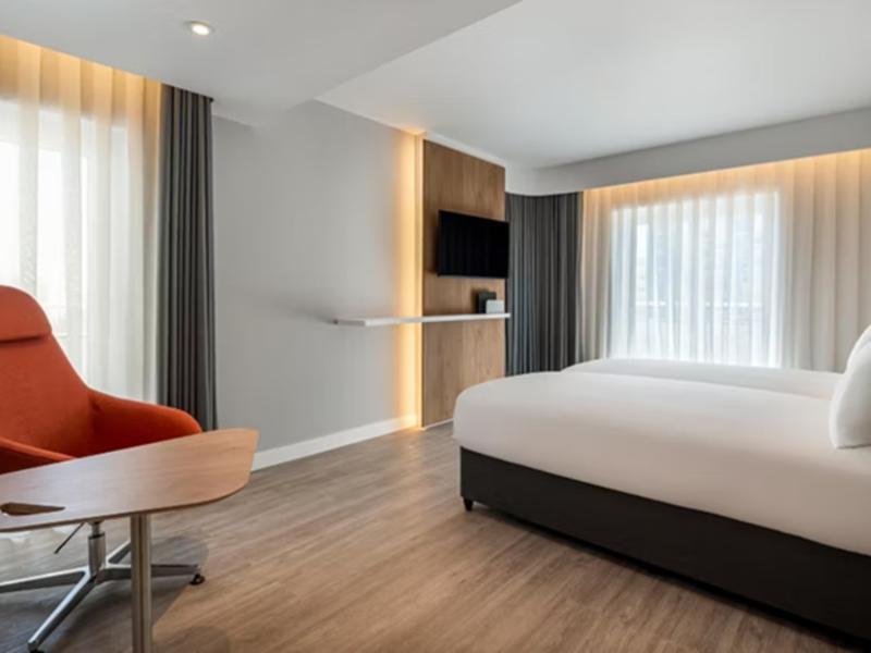 Holiday Inn Express & Suites Portimao by IHG image