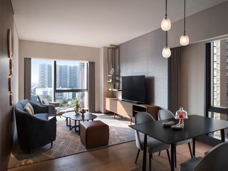 New World Guangzhou Hotel image
