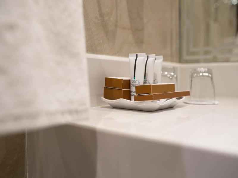 Ayan Hotel & Suites image