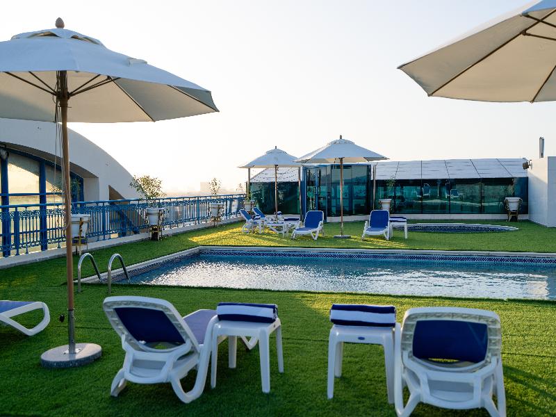The Luxe Grand Hotel image