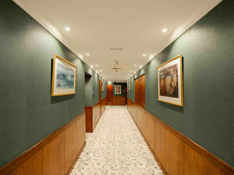 The Luxe Grand Hotel image