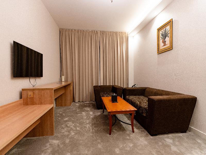 The Luxe Grand Hotel image