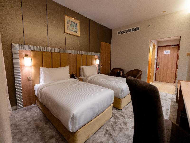 The Luxe Grand Hotel image