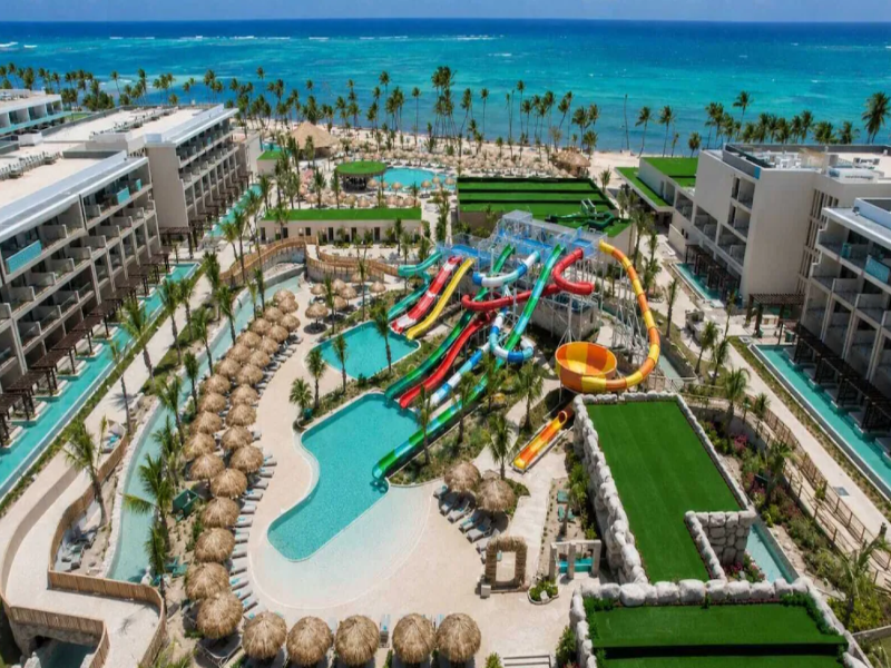 Serenade Caribe Club Family Beach Resort image
