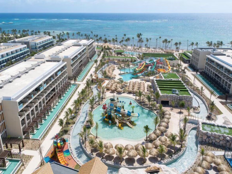Serenade Caribe Club Family Beach Resort image