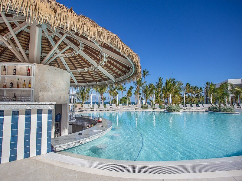 Serenade Caribe Club Family Beach Resort image