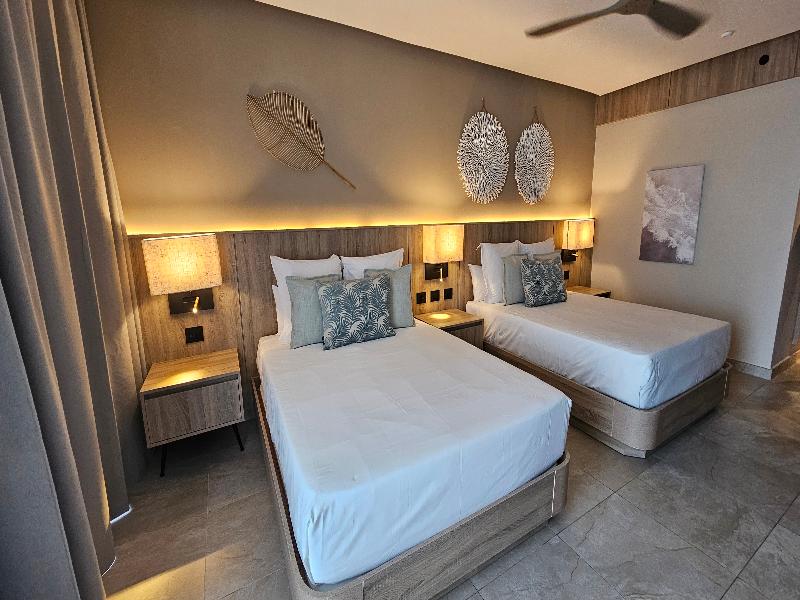 Serenade Caribe Club Family Beach Resort image