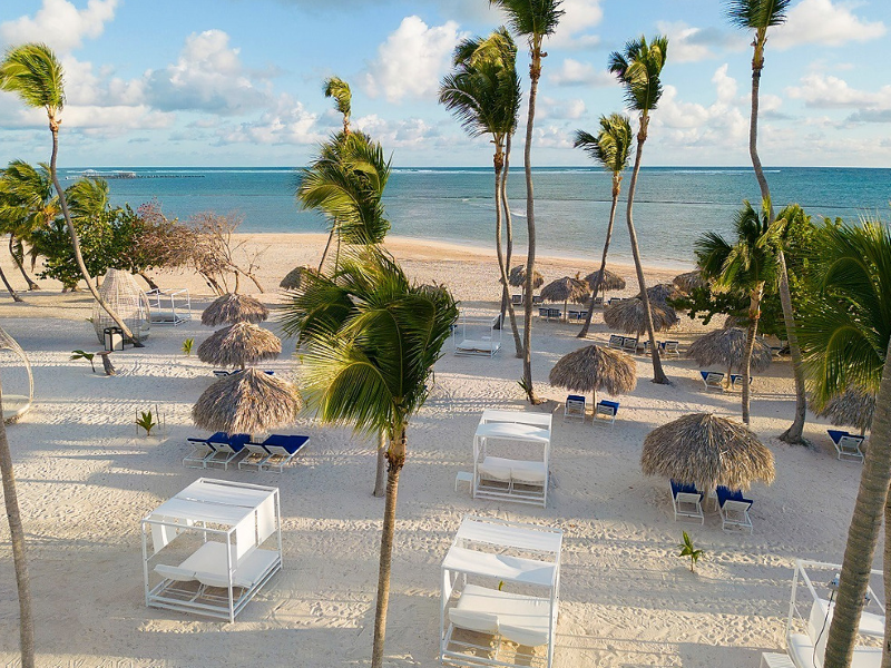 Serenade Caribe Club Family Beach Resort image