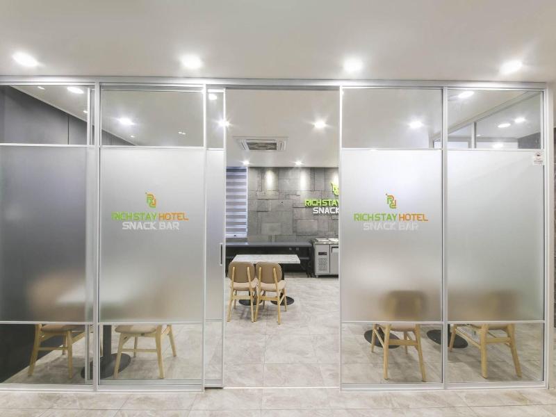 Pyeongtaek Godeok Richstay Hotel image