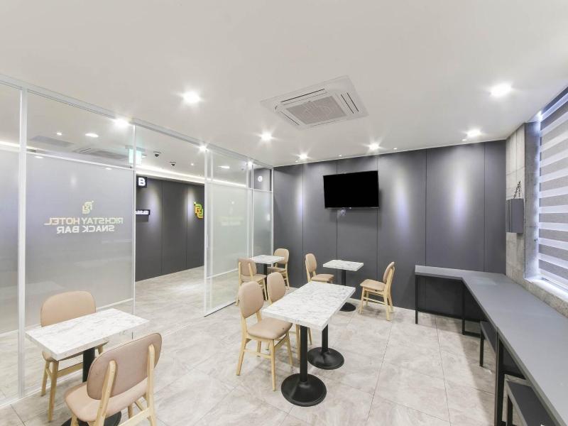 Pyeongtaek Godeok Richstay Hotel image
