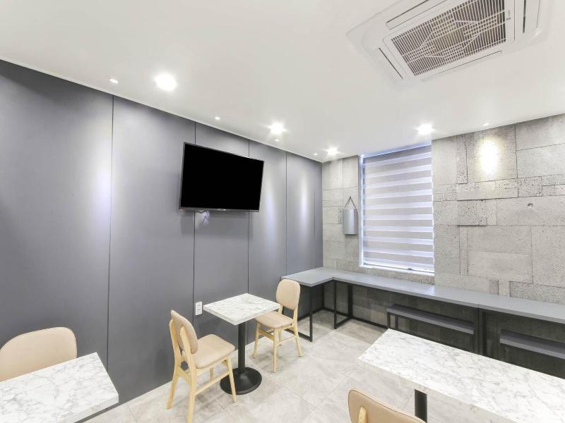 Pyeongtaek Godeok Richstay Hotel image