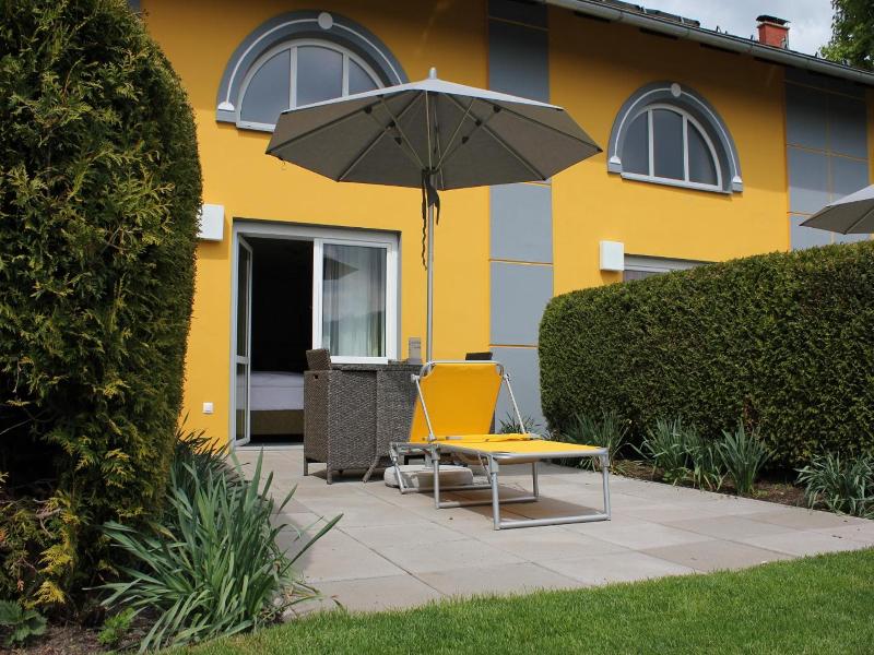 Gã¤stehaus Karl August image