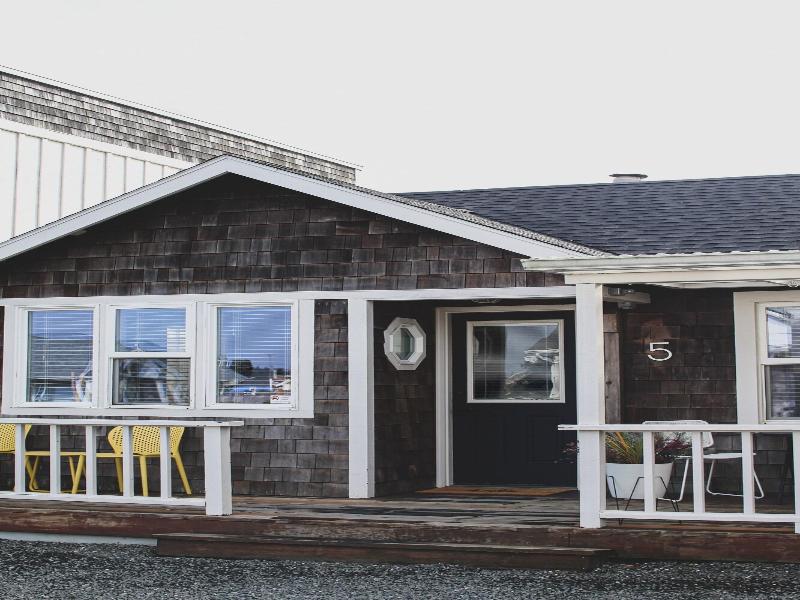 Boardwalk Cottages image