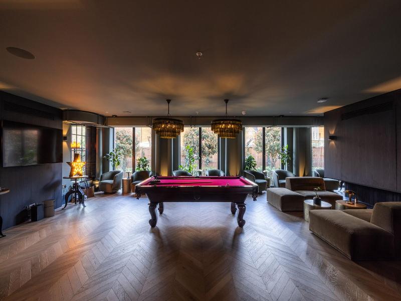 The Brondesbury image