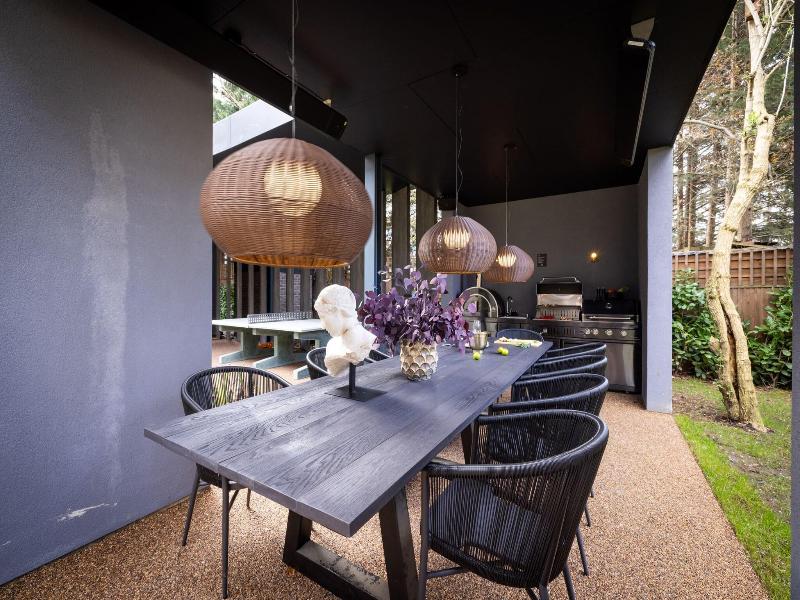 The Brondesbury image