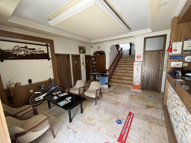 Hotel Lunay image