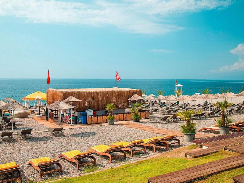 Hotel Lunay image