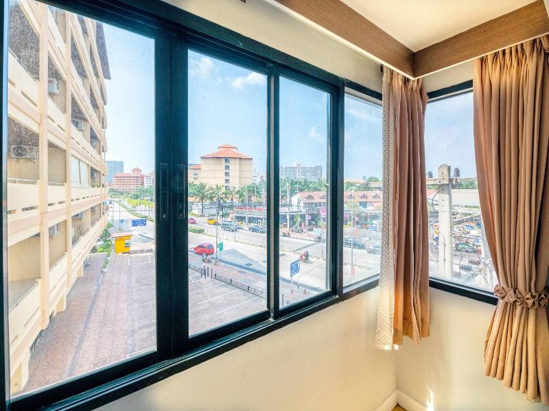 Scandia Beach Hotel image