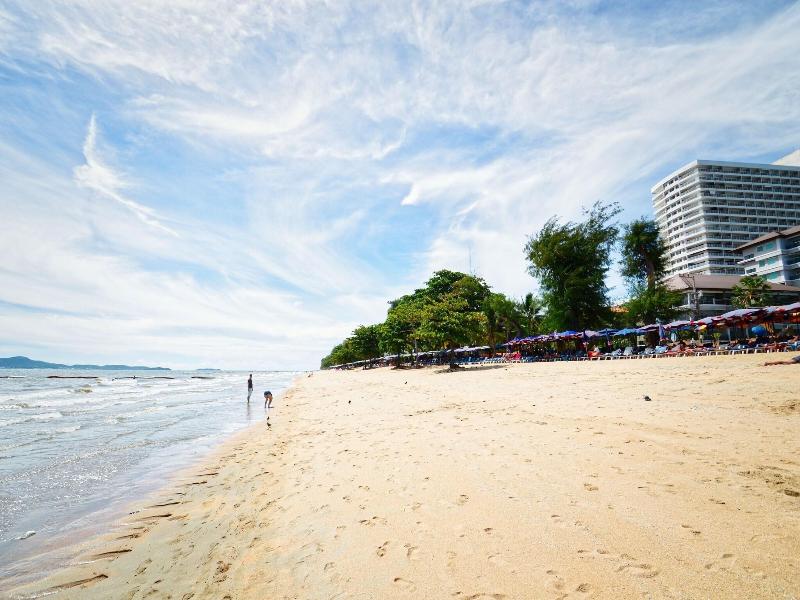 Scandia Beach Hotel image