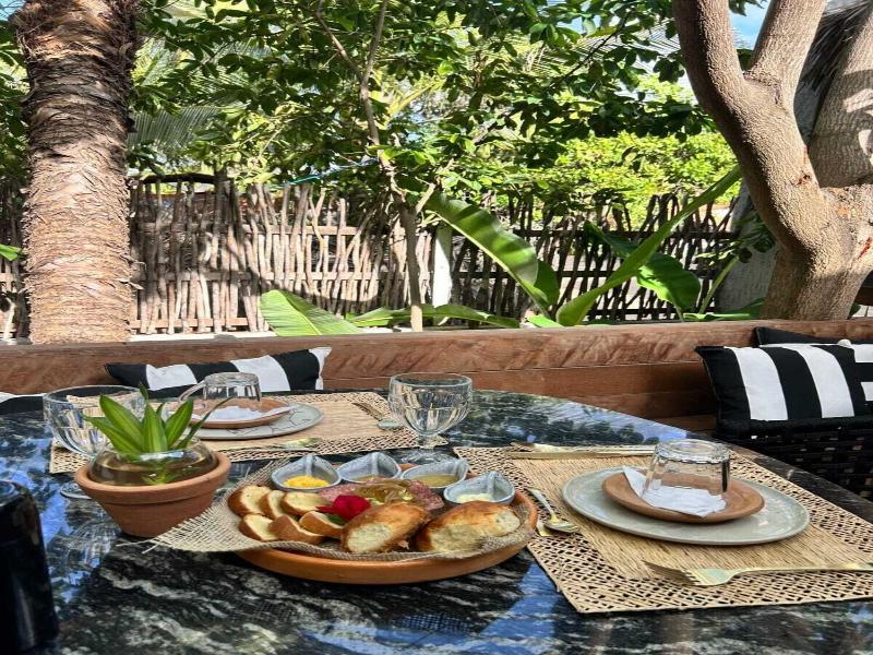 Villa Pantai Boutique Hotel Atins image