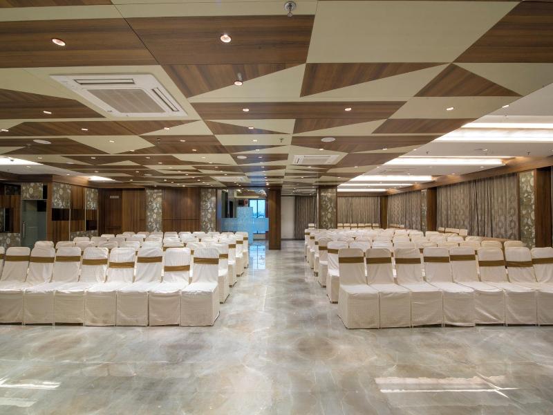 Hotel Silvera Grand image