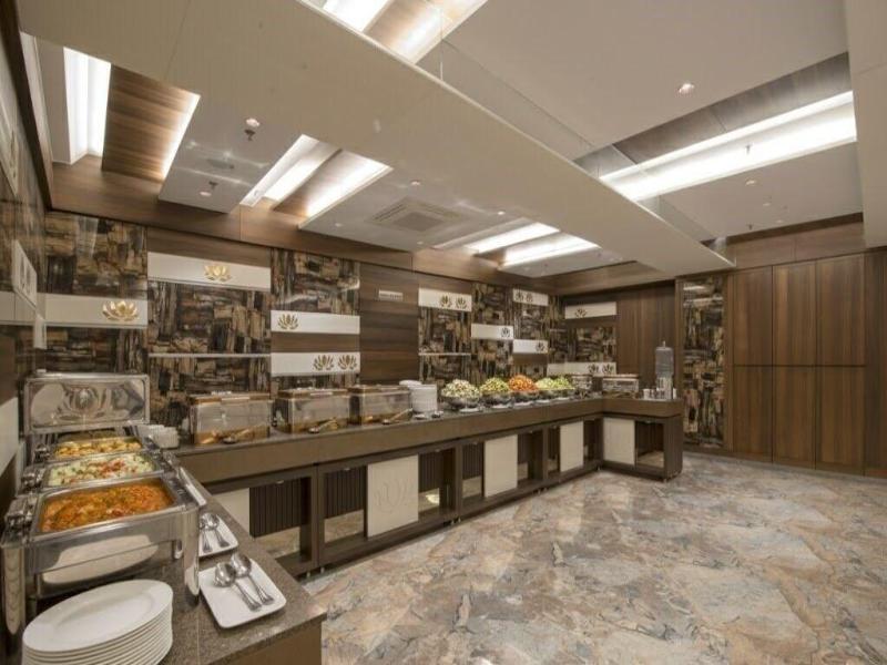 Hotel Silvera Grand image