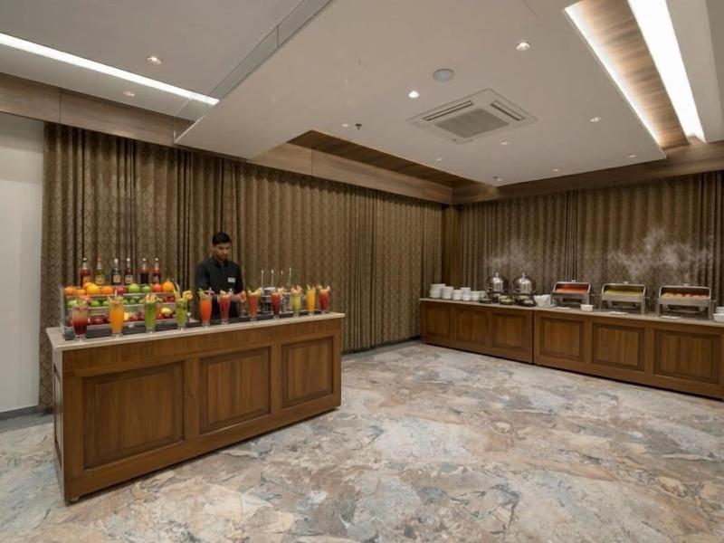 Hotel Silvera Grand image