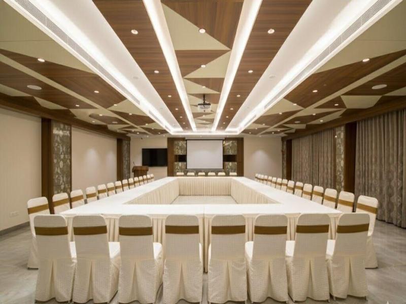 Hotel Silvera Grand image
