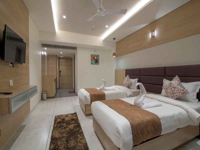 Hotel Silvera Grand image